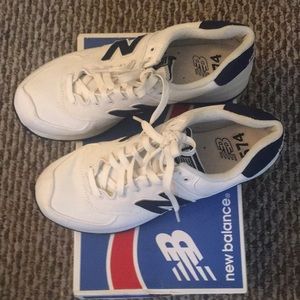 574 New Balance size 8 lightly worn